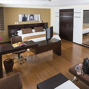 Deluxe Zimmer mit Kingsize-Bett